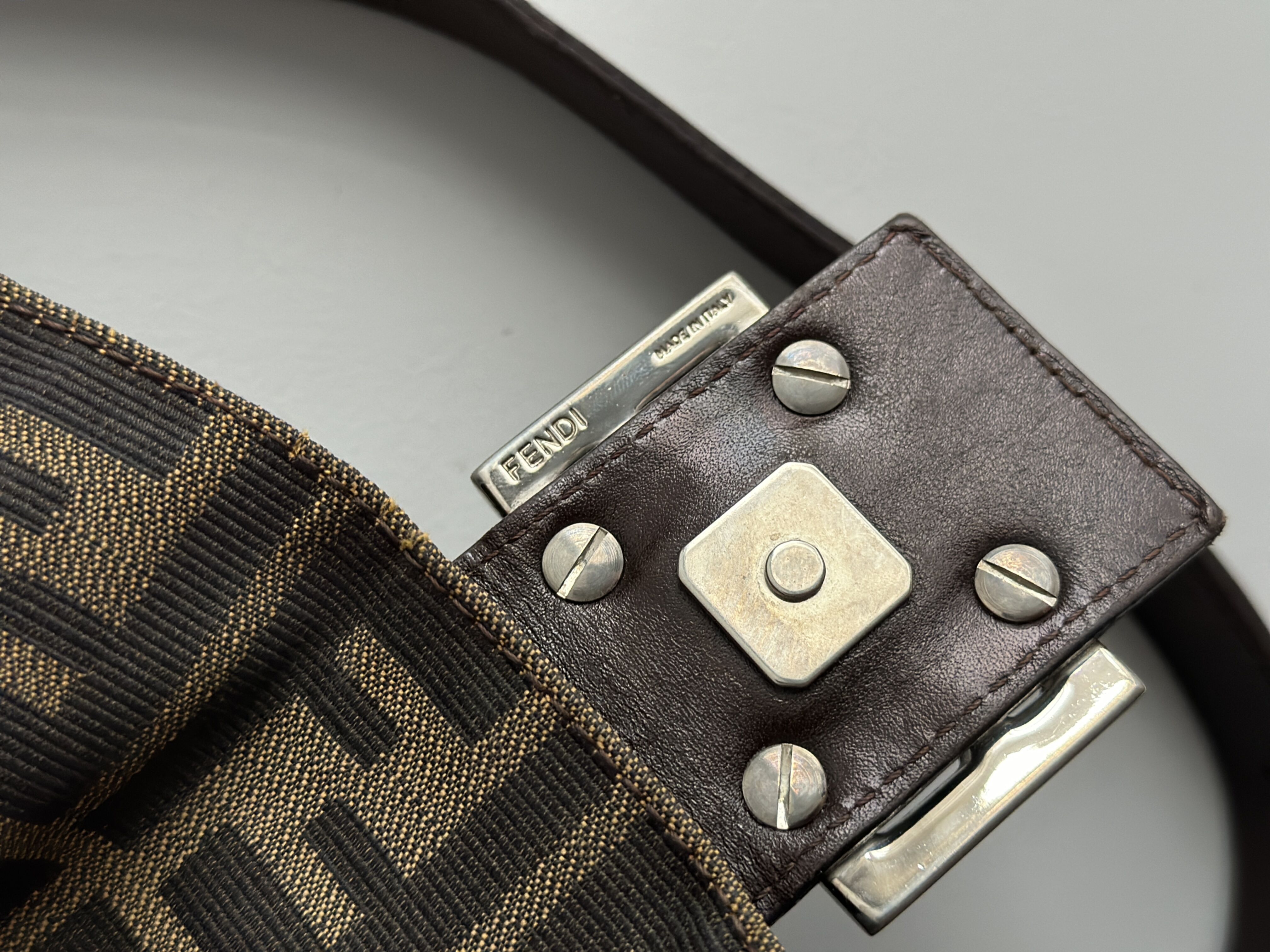 Fendi Baguette 