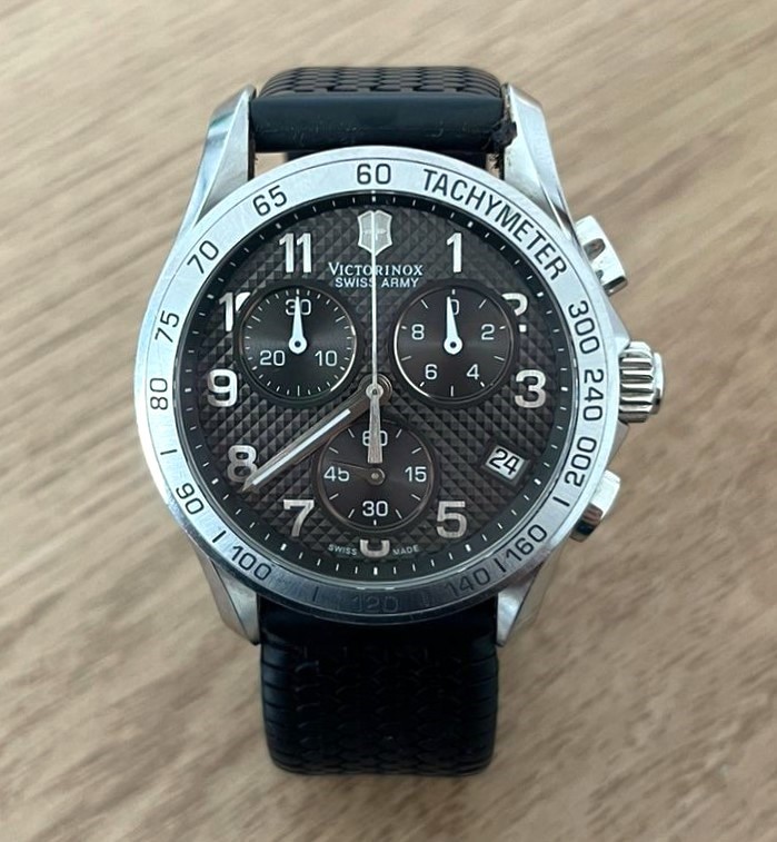 Victorinox Chrono Classic 241405