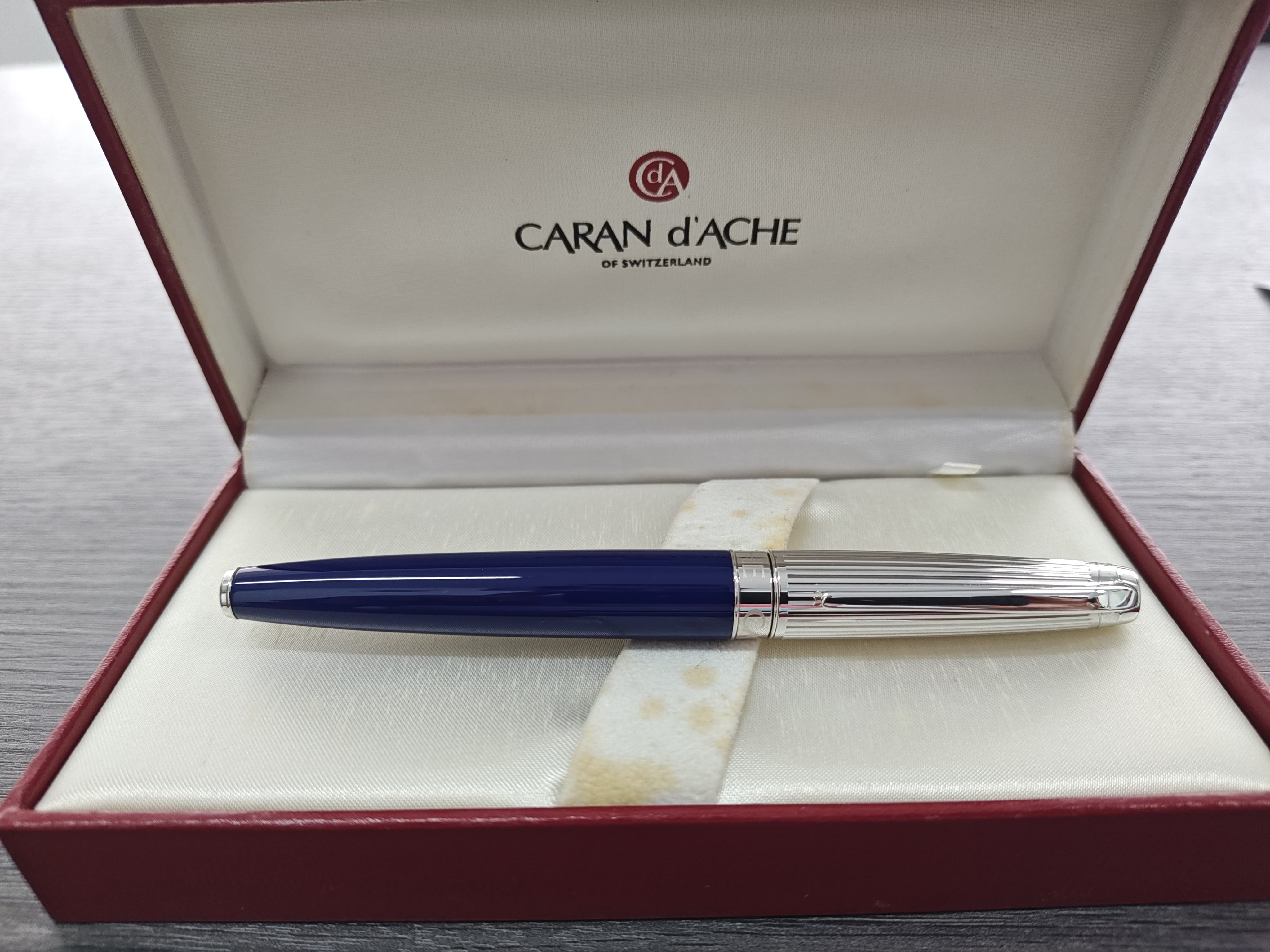 Caran d'Ache Leman Bicolor Rollerball