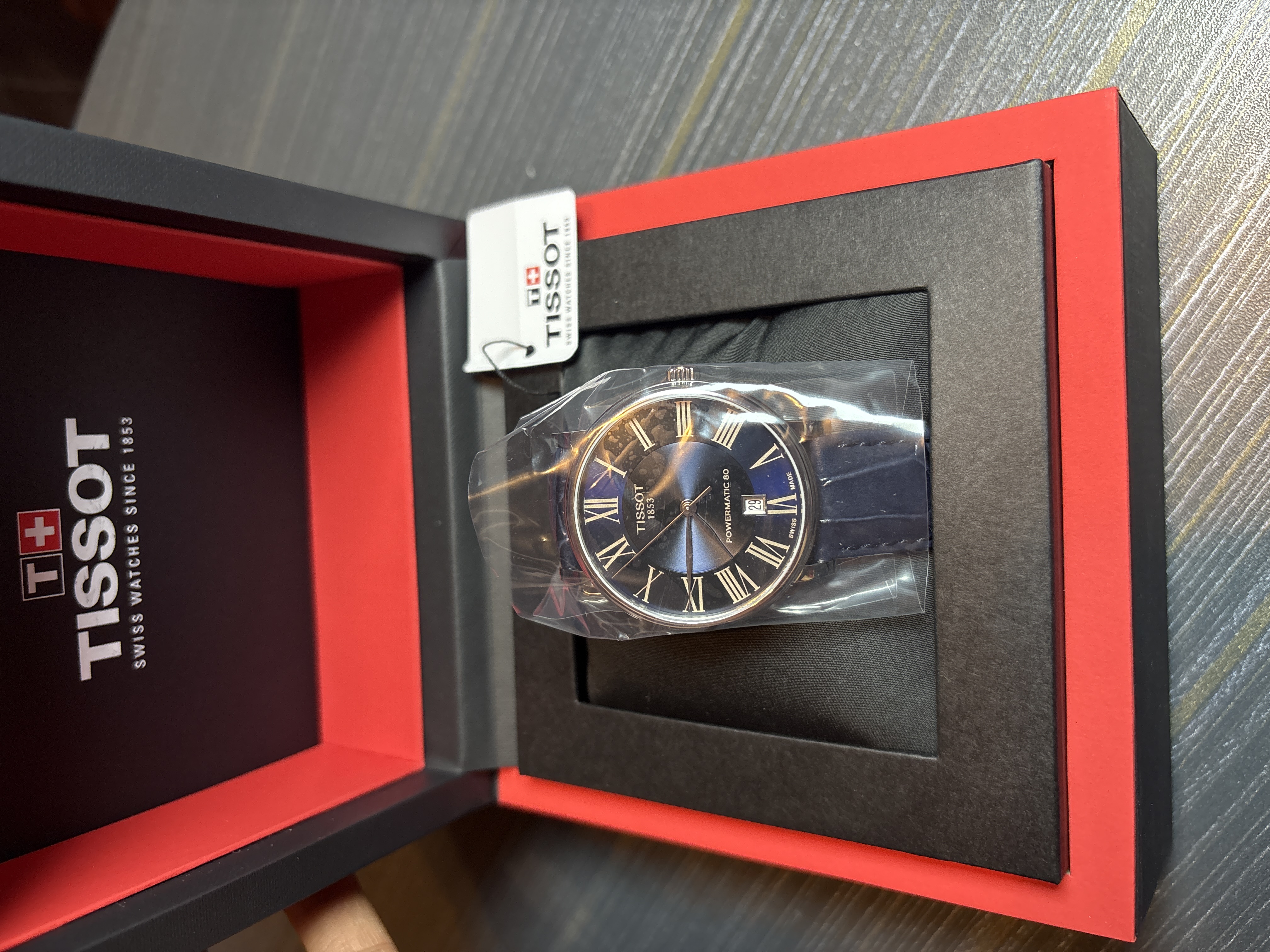 Tissot Carson T122.407.16.043.00