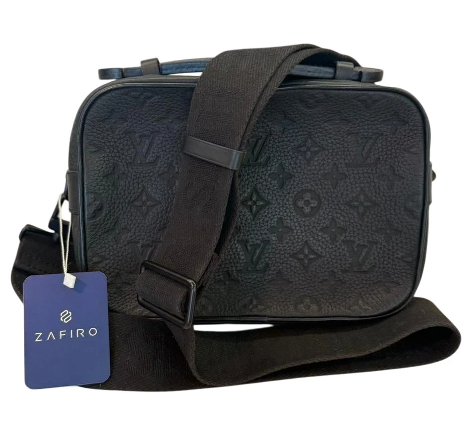 Louis Vuitton Messenger