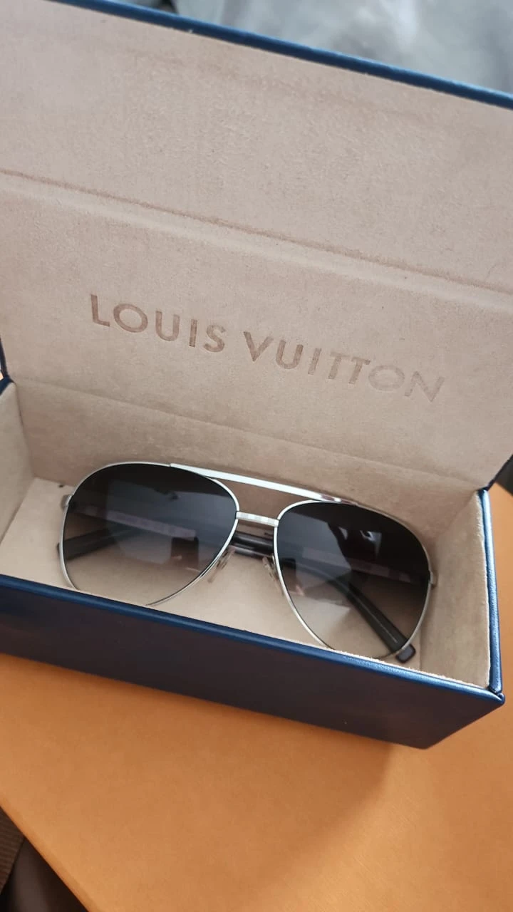 Louis Vuitton Attitude Pilote Sunglasses